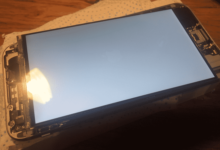ekran-iphone-6-bez-polaryzatora